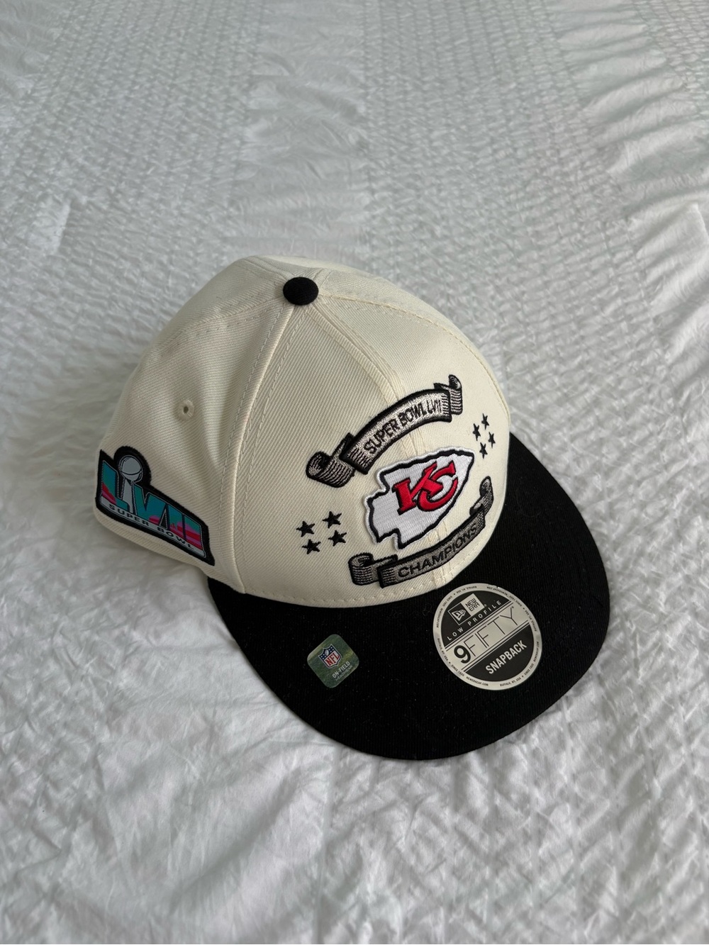 New Era Kansas City Chiefs White & Black 9FIFTY Snapback Hat